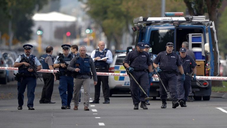 صورة نيوزيلندا تحبط هجوما إرهابيا في مدينة “مذبحة المسجدين”