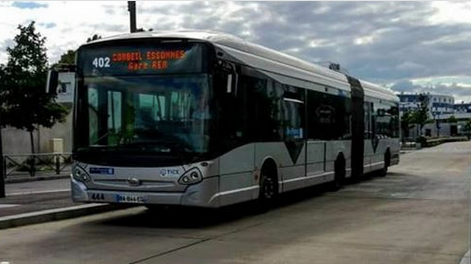 صورة الحافلات الجديدة التي تنتظر البيضاويين
