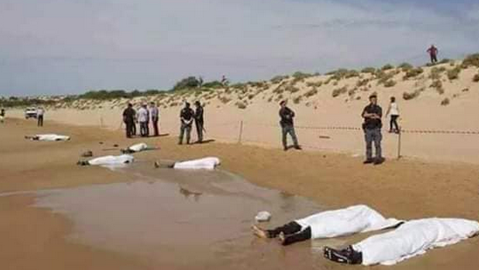 صورة شاطئ المحمدية يلفظ سبعة جثث