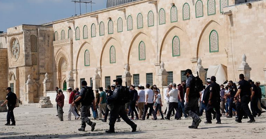 صورة 188 مستوطنا يقتحمون باحات المسجد الأقصى