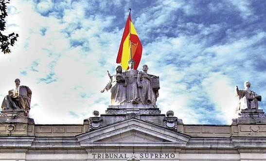 صورة إسبانيا .. 13 سنة في حق القادة السابقين الداعمين للانفصال بجهة كتالونيا