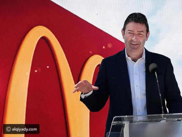 اقالة المدير التنفيذي لماكدونالدز بسبب علاقة غرامية