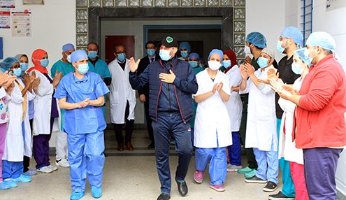 صورة كورونا: مغادرة آخر ستة مرضى بمستشفى ميداني بإحدى الوحدات الفندقية لطنجة