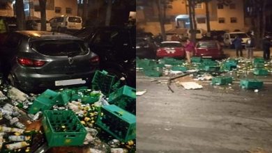 صورة حادث انقلاب شاحنة “البيرة” يلحق خسائر فادحة بأزيد من عشر سيارات