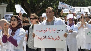 صورة في عز أزمة “كورونا”.. الممرضون يشلون حركة المستشفيات بالمغرب