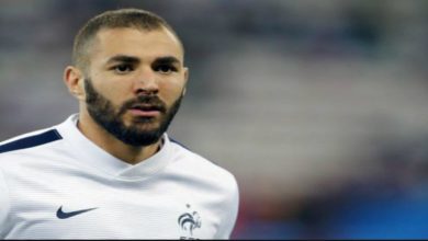 صورة مدرب منتخب فرنسا يعلق على إمكانية استدعاء كريم بنزيما