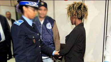 صورة تفتيش أمني يسفر عن حجز مخدرات لدى مسافرة “غينية” بمطار البيضاء