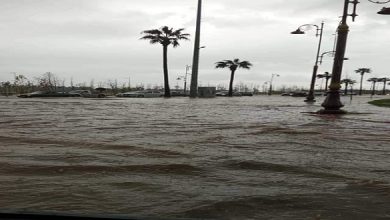 صورة الأمطار تعرقل السير بفاس ومواطنون يهابون سيناريو “الفيضان”