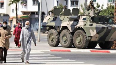 صورة رغم مطالب تخفيف “إجراءات كورونا”.. خبير مغربي يدعو لعدم التسرع