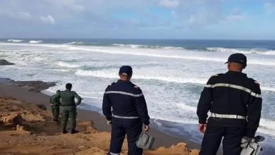 صورة إنقاذ 50 مرشحا للهجرة السرية بعرض ساحل إقليم العيون