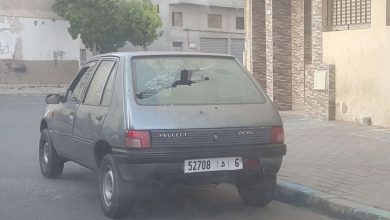 صورة عصابة تزرع الرعب في نفوس البيضاويين وتكسر عددا من السيارات
