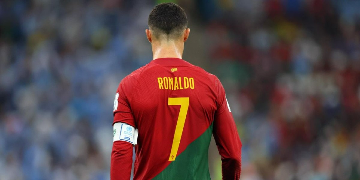 مفاجأة.. رونالدو يهدد بمغادرة معسكر البرتغال قبل مواجهة المغرب