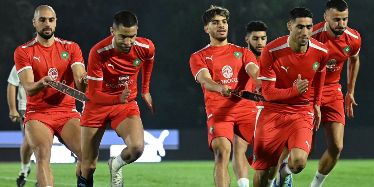 نجوم المنتخب المغربي أكثر طلبا في الدوري الإنجليزي