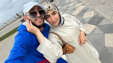 صورة زوج ندى حاسي يوشم صورتها في ذراعه -فيديو