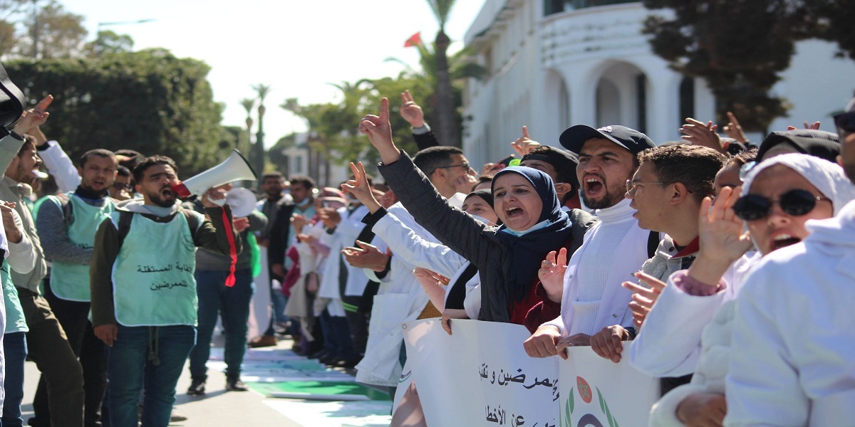 برلماني يدعو لإيجاد لإنهاء الاعتصام المفتوح لخريجي معاهد التمريض