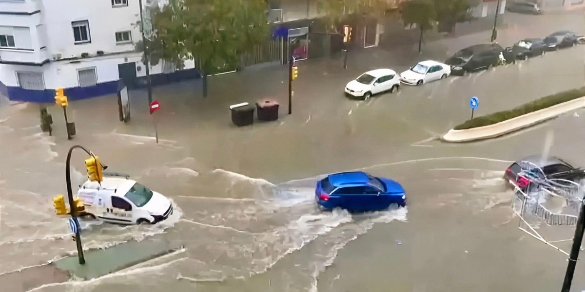 ضربت إسبانيا.. مسؤول بالأرصاد الجوية يكشف تأثير عاصفة "دانا" على المغرب