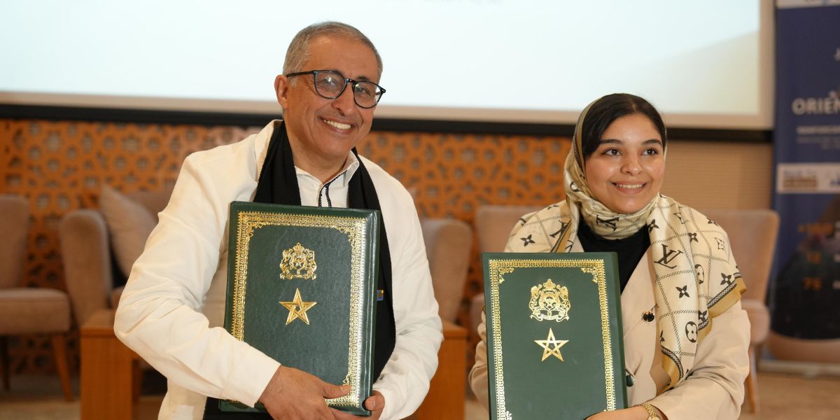 جدارة تجمع المهنيين والجمعيات لدعم توجيه الشباب المغربي