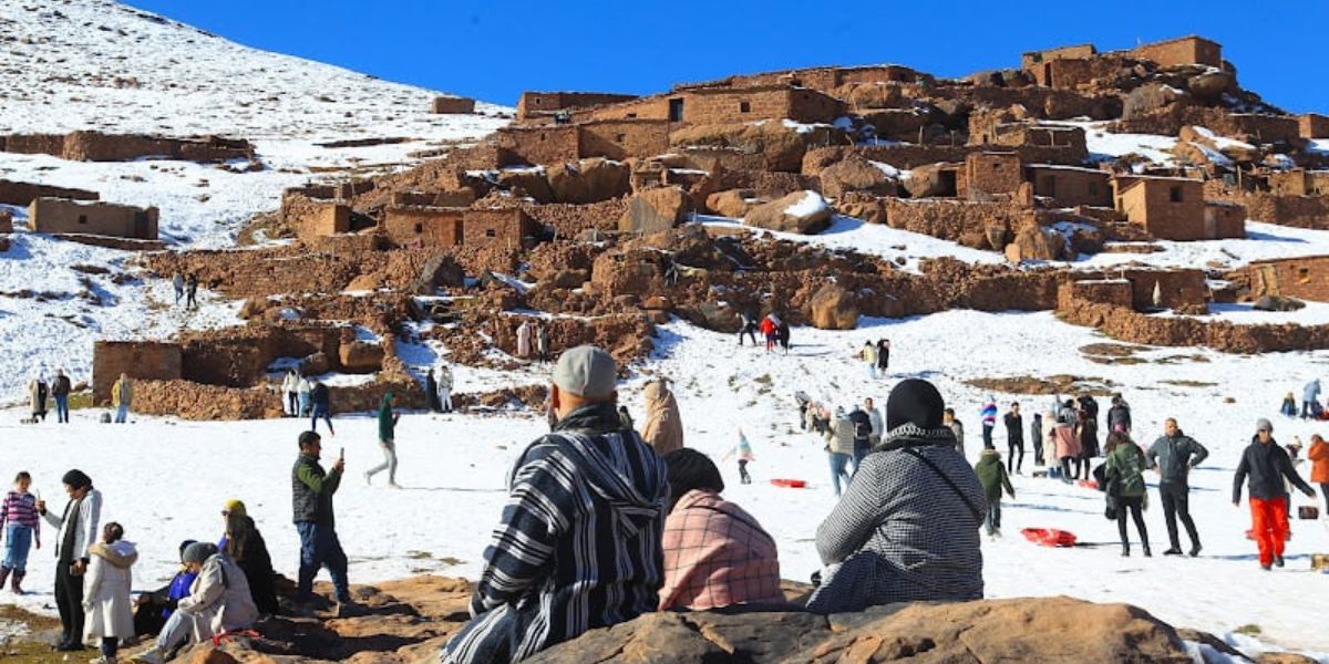 مسؤول بالأرصاد الجوية يكشف سبب موجة البرد التي تضرب المغرب