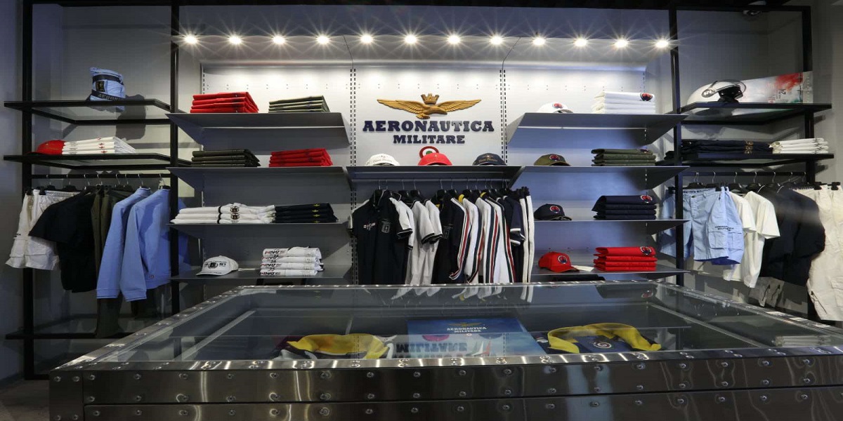 شركة "Aeronautica Militare" تفتح أول محل لها بالمركب التجاري "موروكو مول" -صور